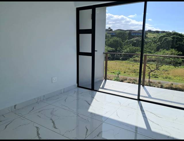 4 BEDROOM HOUSE FOR SALE IN PALM LAKES ESTATE